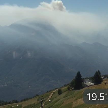 Il fumo dell'incendio in Val Cannobina invade il cielo ticinese