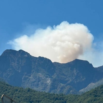 Il fumo dell'incendio in Val Cannobina invade il cielo ticinese