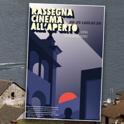 Il sagrato della chiesa di Vira illuminato dalla luce del proiettore