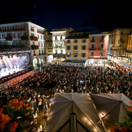 LongLake Festival verso il gran finale: 40 artisti e la città diventa un palcoscenico
