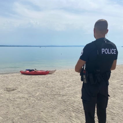 Tragedia in acqua: 60enne annega dopo un malore