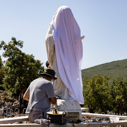Arrestato un 31enne per la profanazione della Madonna di Medjugorje