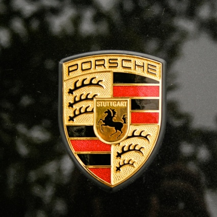Porsche: i ricavi semestrali scendono a 17,23 miliardi di euro
