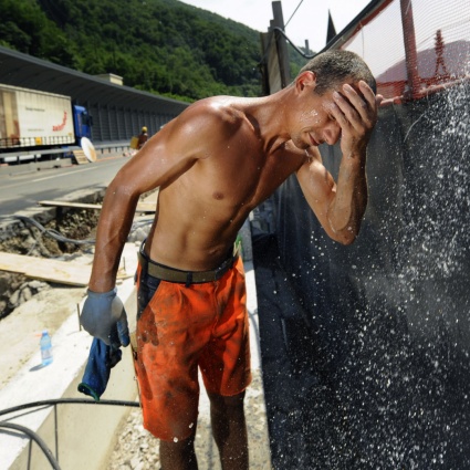 Arriva la canicola di Grado 4: «Anche chi è in buona salute può soffrire forti disagi»
