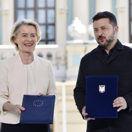 Ecco l'accordo: nuove sanzioni UE contro la Russia