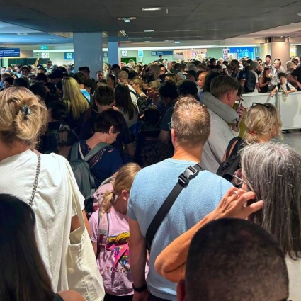 EuroAirport in tilt: controlli di sicurezza bloccati e lunghe attese