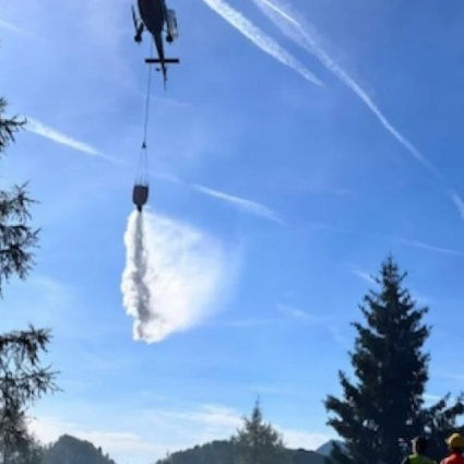 Verbano-Cusio-Ossola, incendi boschivi: «Situazione critica per il forte vento»