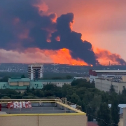 «Colpite petroliere e depositi petroliferi russi»