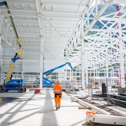 Uno sguardo al nuovo stabilimento industriale ferroviario di Arbedo-Castione