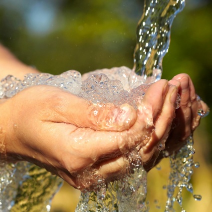 Acqua, non tutta deve essere sempre potabile