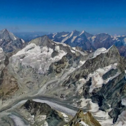 Rischio di crollo del ghiacciaio, un comune in allerta