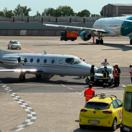 Jet privato contro una Panda a Linate, solo un brutto spavento