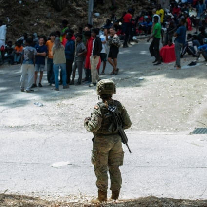 A Ceuta gli abitanti erigono barricate