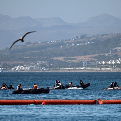 Ceuta, in 80 sono già morti in mare per raggiungerla