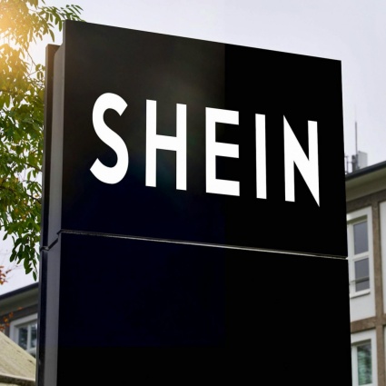 Shein riporta la produzione in Cina nonostante i dazi Usa