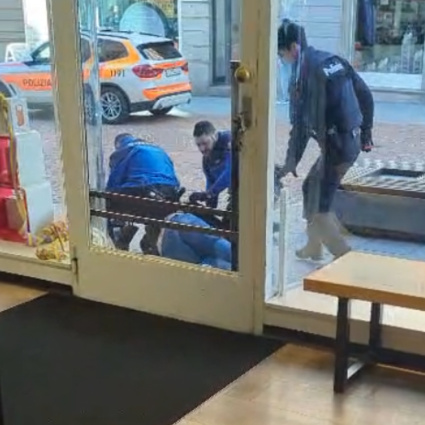 Coltello e grida di "Allah Akbar": nessun atto d’accusa per la 37enne