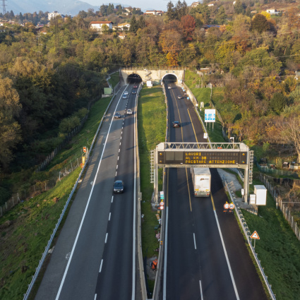 A9, notti di lavori tra Como e Chiasso: chiusure e deviazioni in arrivo
