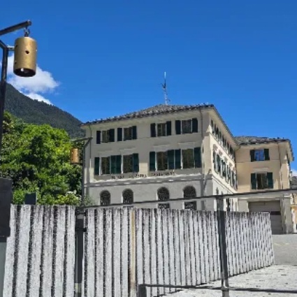 In vendita (anche) l’edificio della dogana a Castasegna: la Val Bregaglia teme per il futuro
