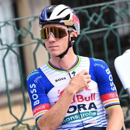 Poker di Evenepoel a San Sebastian