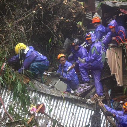 Almeno 15 morti a causa delle forti piogge
