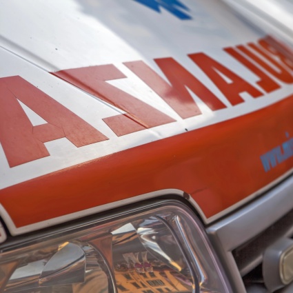 Uomo si dà fuoco davanti a casa dell'ex, è gravissimo
