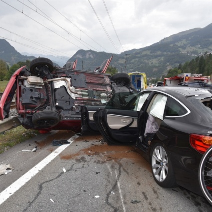 Due morti dopo lo schianto frontale