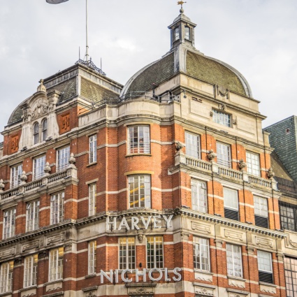 Harvey Nichols in bancarotta «entro un anno»: traballa la catena del lusso