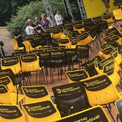 Il palco su una ex piscina: «Da sempre ospita eventi, ma quella struttura è opera del Festival»