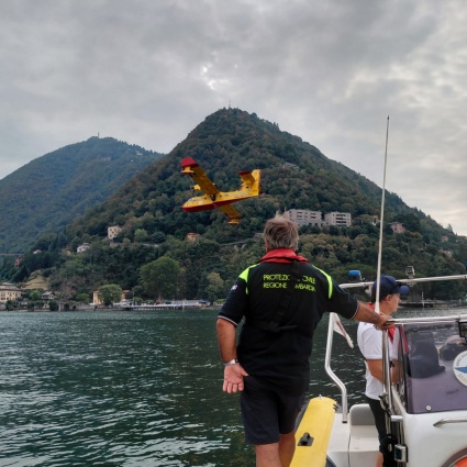 Dopo 30 ore, l'incendio a Como è sotto controllo