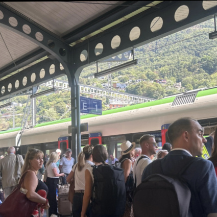 «Incidente di persona», fra Castione e Biasca: treni cancellati e disagi