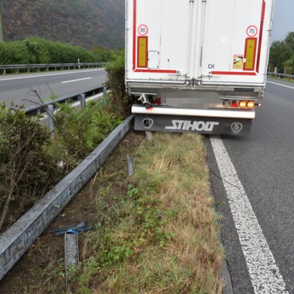 Incidente sull'A2 tra Biasca e Moleno: coinvolto un camion