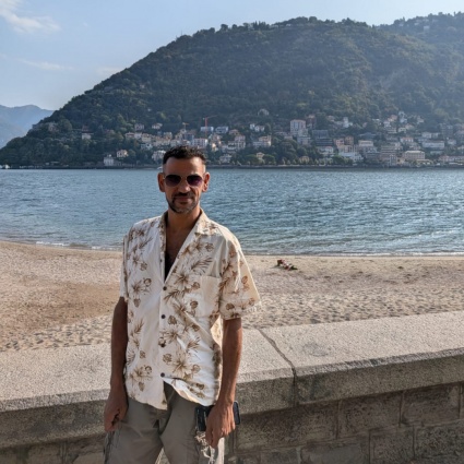 «Ho rischiato la vita per salvare quel bambino. Ora non posso lavorare»