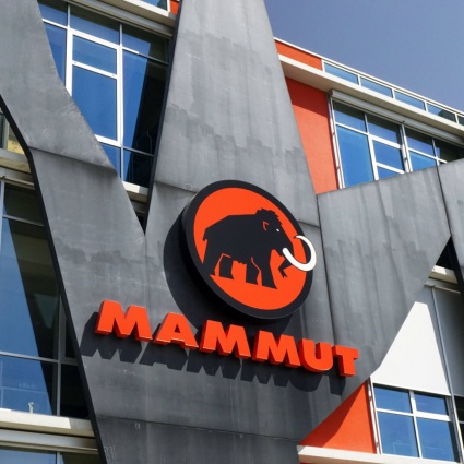 I cinesi si prendono la "nostra" Mammut: «Siamo Davide contro diversi Golia»