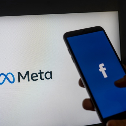 Meta, multa faraonica per danni ai minori