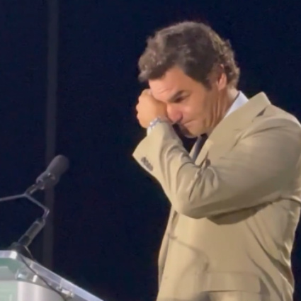 Mirka parla, Roger piange