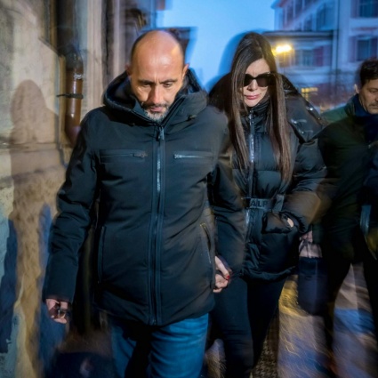 Coniugi Moretti, prorogate le misure restrittive