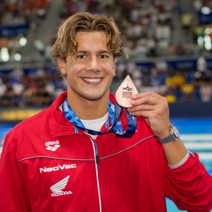 Noè accarezza l’oro: Ponti è di bronzo nei 100 metri delfino