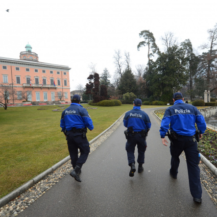 Parco Ciani e droga, il Municipio: «Allo studio una "stanza del consumo"»