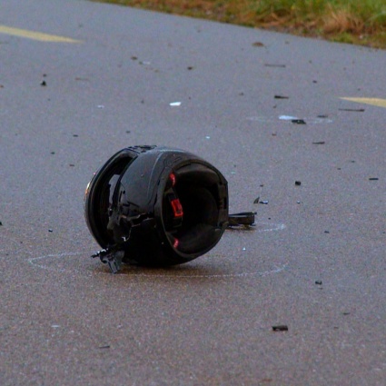 Pfyn, moto contro pedoni: due morti e un ferito grave