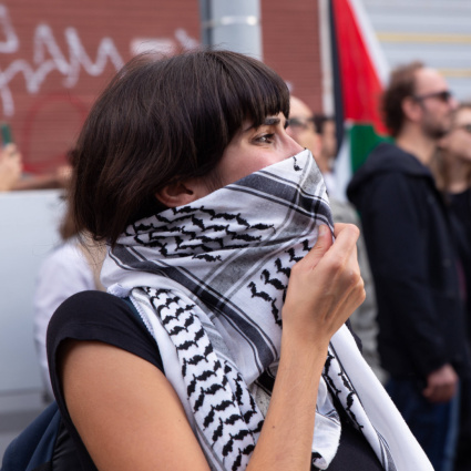 La polizia impedisce un corteo pro-Palestina non autorizzato
