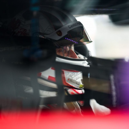 Ritorno con podio per Alex Fontana sul Nordschleife