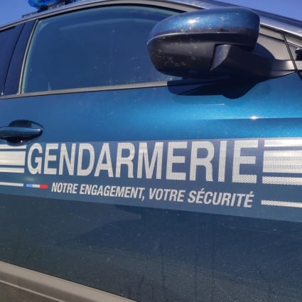 Auto di lusso rubata a Bienne, quattro francesi arrestati dopo un folle inseguimento