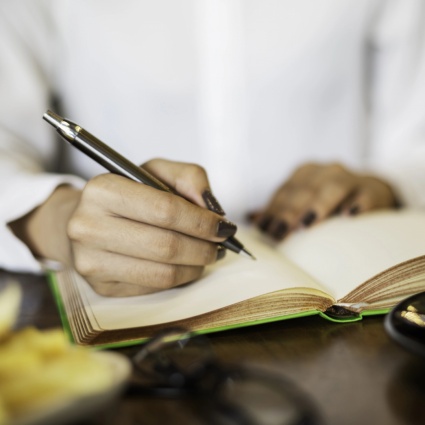 Residenze creative per scrittori: al via il concorso