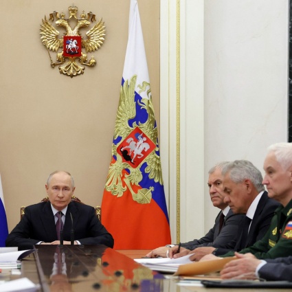 Approvate nuove sanzioni contro Russia e Iran
