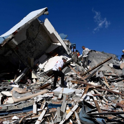 Terremoto: i morti sono 132, ma molti potrebbero essere sotto le macerie