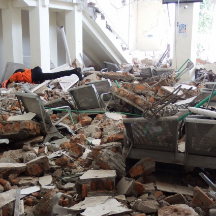 Terremoto di magnitudo 7.7, almeno 20 morti