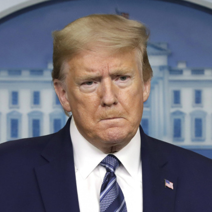 È guerra commerciale: Trump porta al 50% i dazi su auto e acciaio canadesi