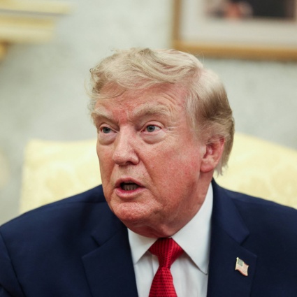 Trump, gradimento al livello più basso della sua presidenza