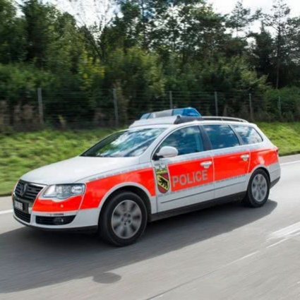 Uomo muore nell’incendio di una palazzina