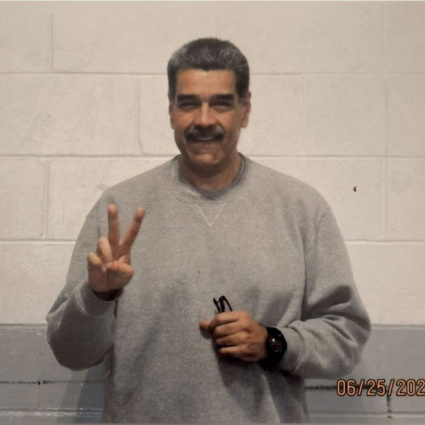 Maduro rompe il silenzio dal carcere: «Teniamo duro»